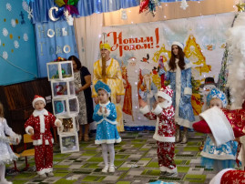 В детском саду прошли новогодние утренники В детском саду прошли новогодние утренники.